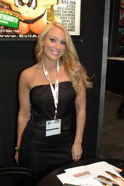 Mellanie Monroe Pics